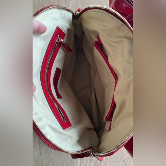 Valentino Garavani Red Patent Bow Top-Handle Shoulder Bag - Picture 5 of 12